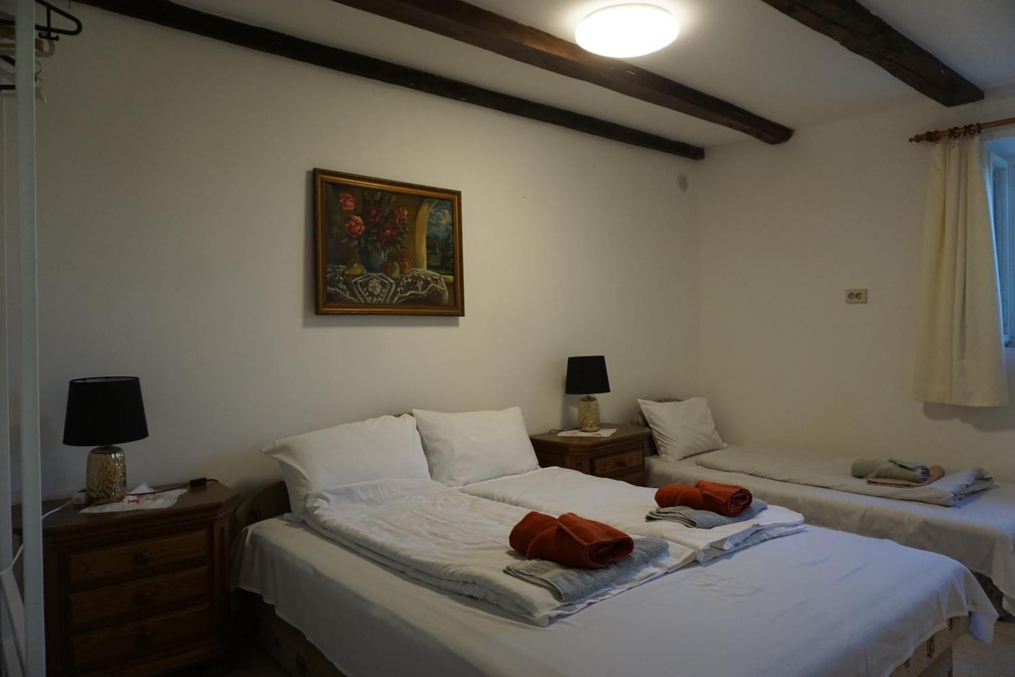 Joe Bacsi Rezidenciaja Apartment Kisharsany Ngoại thất bức ảnh